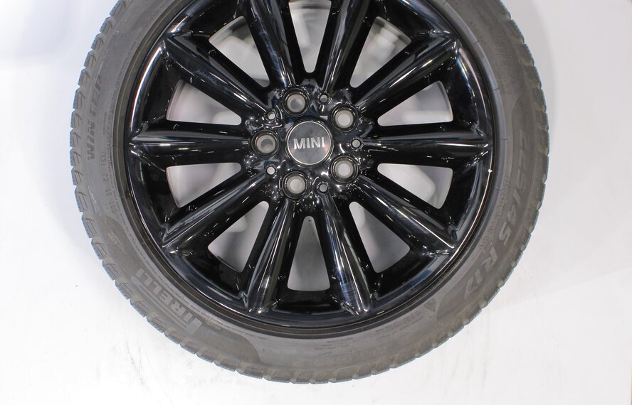 Mini Mini Clubman F54 518 Vent Spoke 17 inch Pirelli Runflat Winter tires Original