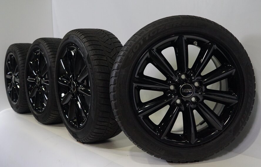 Mini Mini Clubman F54 518 17 inch Pirelli Winter tires Original