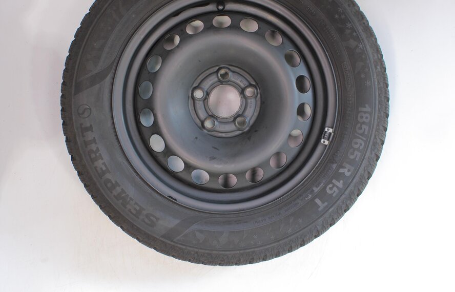 Audi Audi Q2 SQ2 81A Steel 15 inch Semperit Winter tires Original