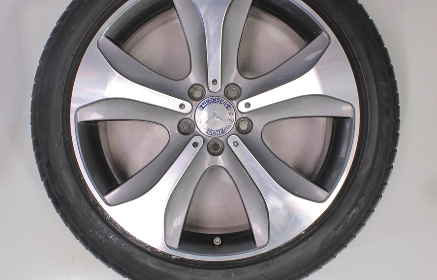 Mercedes Mercedes S-Class W222 19 inch Pirelli Runflat Winter tires Original