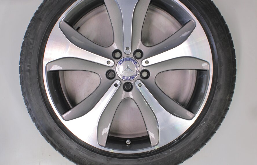 Mercedes Mercedes S-Class W222 19 inch Pirelli Runflat Winter tires Original