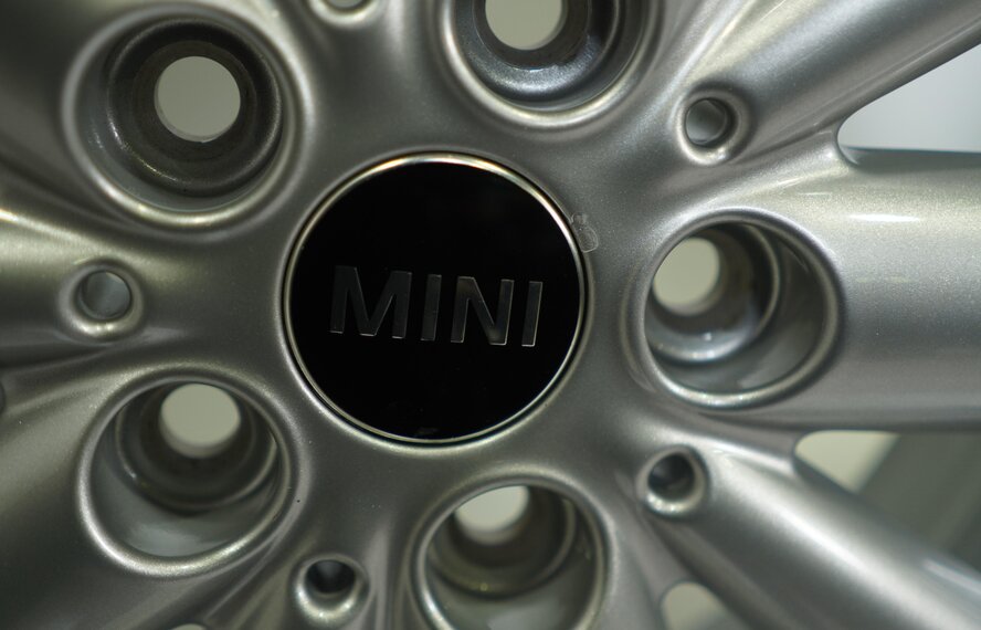 Mini Mini Cooper / S / One / Convertible F55 F56 F57 508 16 inch Yokohama Winter tires Original