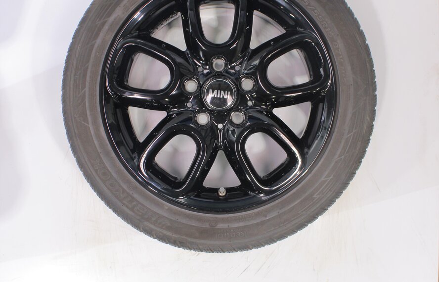 Mini Mini Cooper / S / One / Convertible F55 F56 F57 494 16 inch Hankook Runflat Winter tires Original