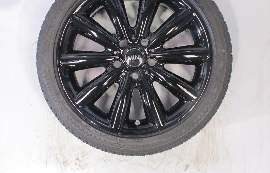 Mini Mini Cooper / S / One / Convertible F55 F56 F57 499 17 inch Dunlop Runflat Winter tires Original