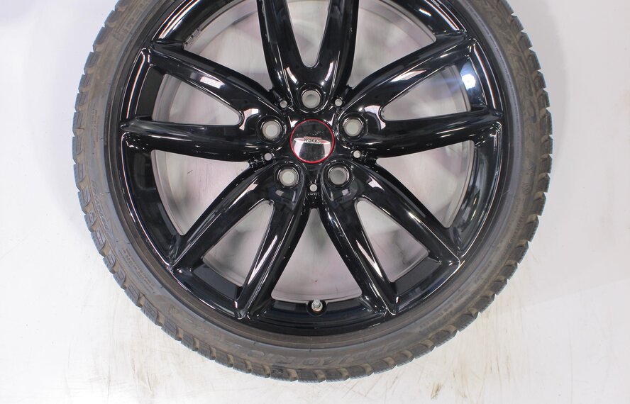 Mini Mini Clubman F54 JCW815 18 inch Pirelli Runflat Winter tires Original
