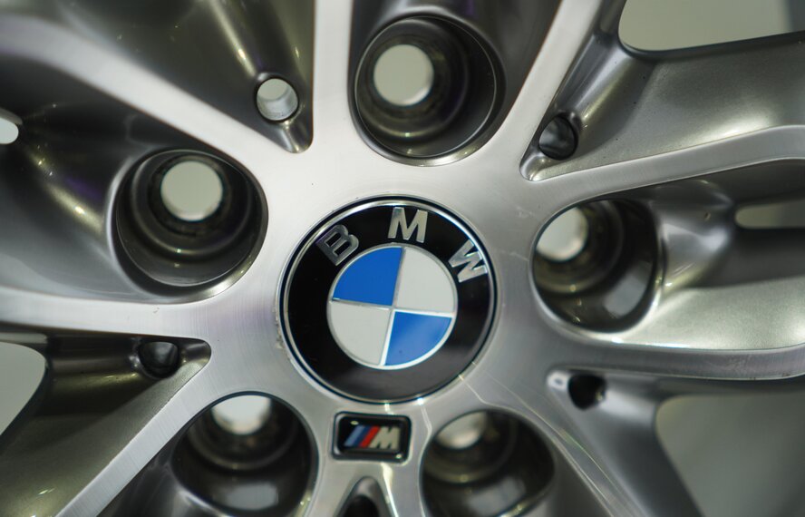 BMW BMW X1 F48 X2 F39 570M 18 inch Pirelli Runflat Winter tires Original