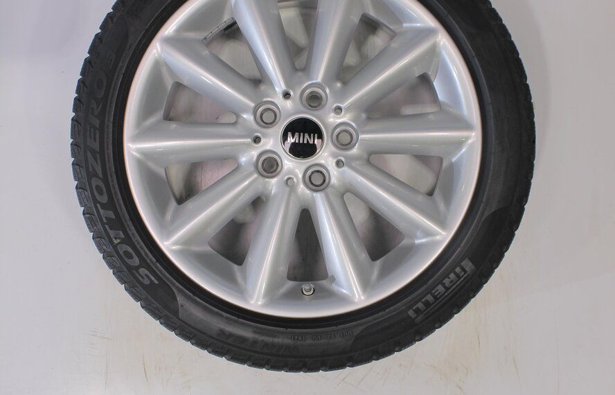 Mini Mini Clubman F54 518 17 inch Pirelli Runflat Winter tires Original