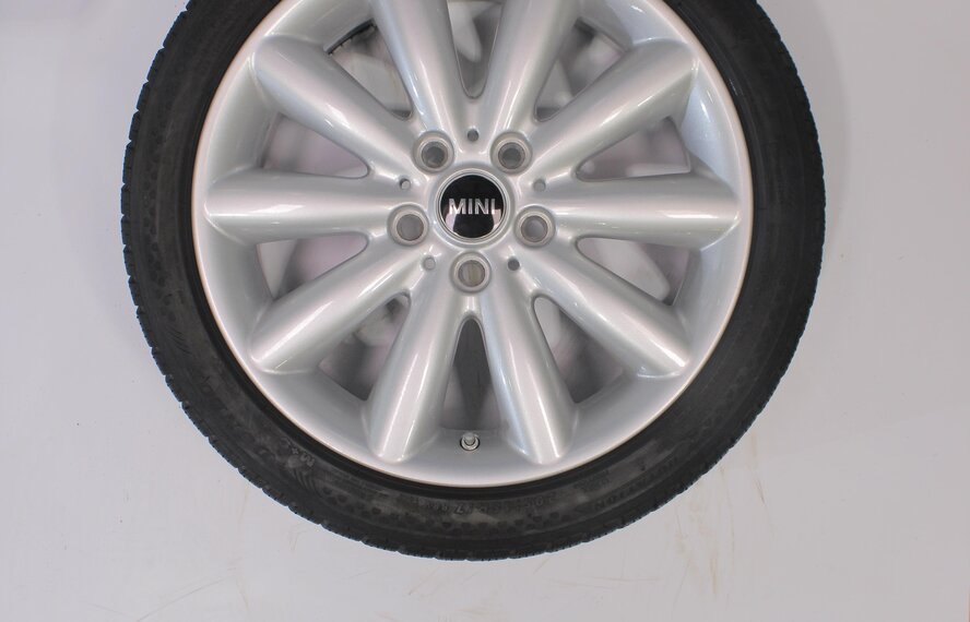 Mini Mini Cooper / S / One / Convertible F55 F56 F57 499 17 inch Dunlop Runflat Winter tires Original