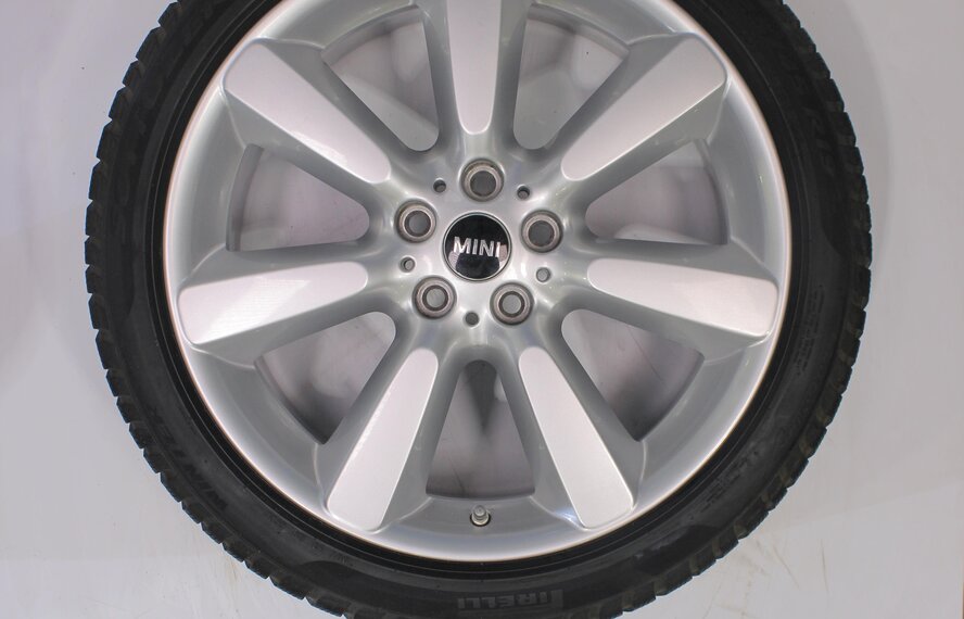 Mini Mini Countryman F60 535 19 inch Pirelli Runflat Winter tires Original