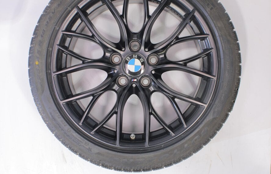 BMW BMW 3 4 series F30 F31 F32 F33 F36 405M 18 inch Pirelli Runflat Winter tires New Original