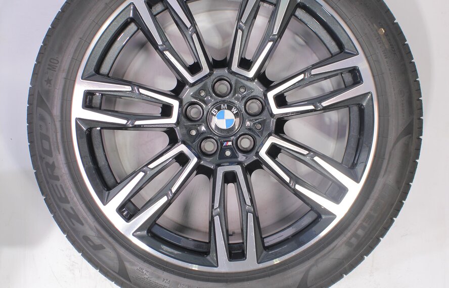 BMW BMW 5 series i5 G60 G61 935M 19 inch Pirelli Summer Tires New Original