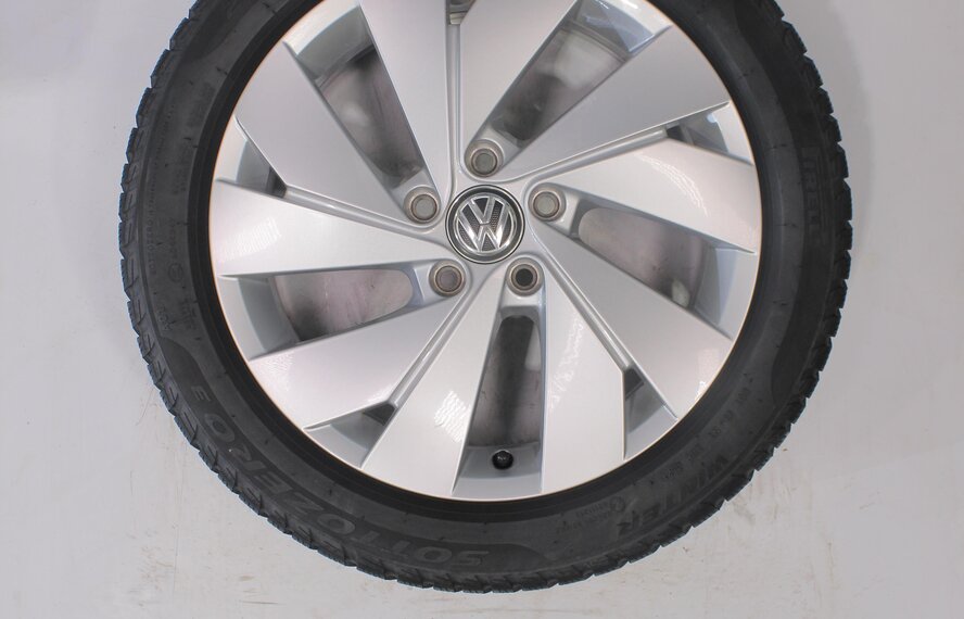 Volkswagen Volkswagen Golf 5 6 7 8 Belmont 17 inch Pirelli Winter tires New Original