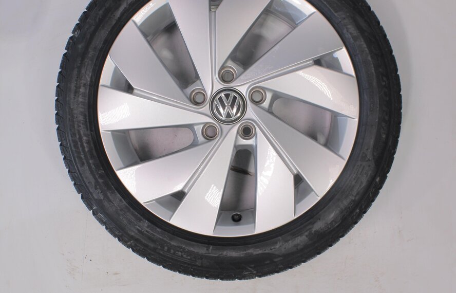 Volkswagen Volkswagen Golf 5 6 7 8 Belmont 17 inch Pirelli Winter tires New Original