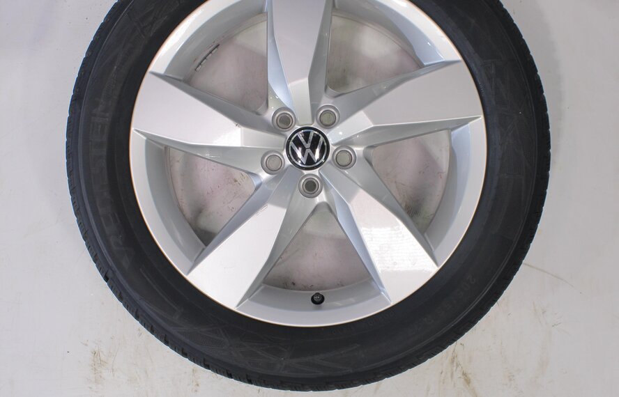 Volkswagen Volkswagen T-Cross 2GM Chesterfield 17 inch Vredestein Winter tires New Original