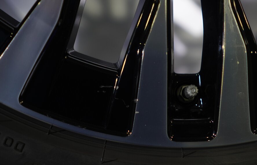 Mercedes Mercedes S Class W223 20 inch Bridgestone Summer Tires Original