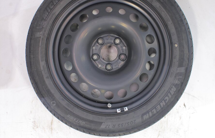 Mercedes Mercedes A B CLA Class W177 C118 W247 17 inch Michelin Summer Tires Original