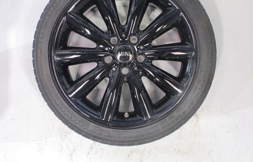 Mini Mini Cooper / S / One / Convertible F55 F56 F57 499 17 inch Dunlop Runflat Winter tires Original