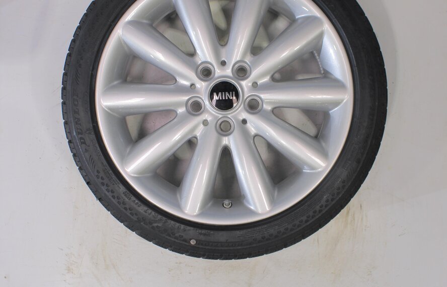 Mini Mini Cooper / S / One / Convertible F55 F56 F57 499 17 inch Dunlop Runflat Winter tires Original