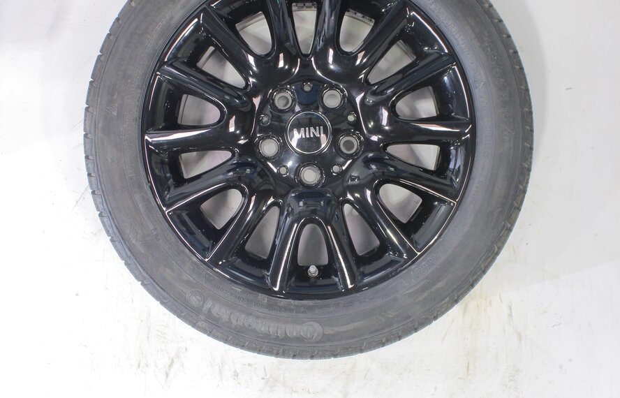 Mini Mini Cooper / S / One / Convertible F55 F56 F57 495 16 inch Continental Runflat Winter tires New Original