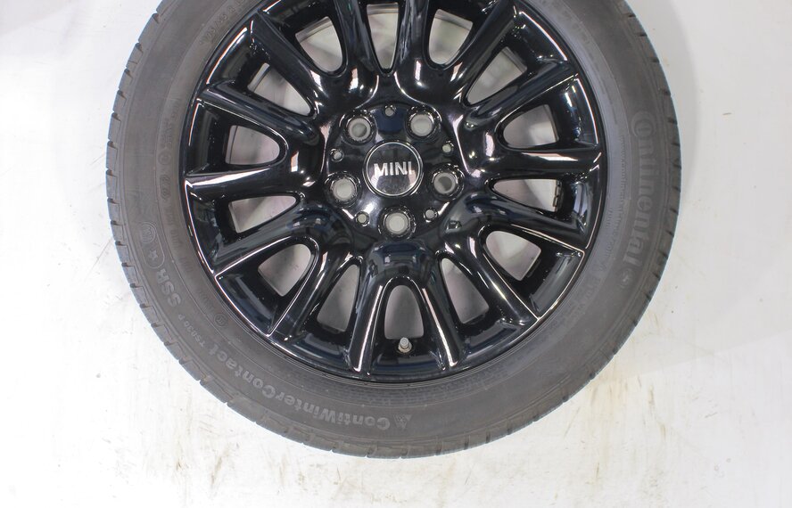 Mini Mini Cooper / S / One / Convertible F55 F56 F57 495 16 inch Continental Runflat Winter tires New Original
