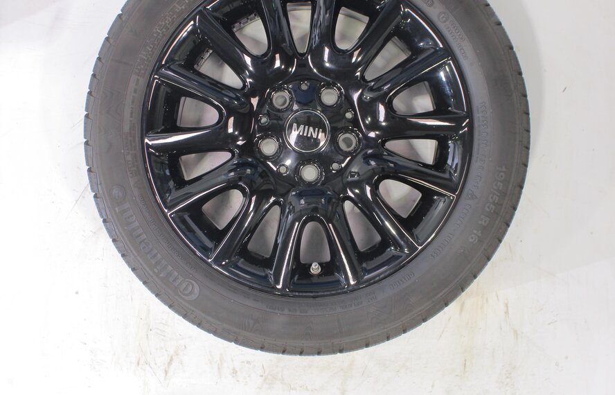 Mini Mini Cooper / S / One / Convertible F55 F56 F57 495 16 inch Continental Runflat Winter tires New Original