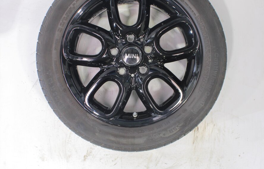 Mini Mini Cooper / S / One / Convertible F55 F56 F57 494 16 inch Continental Runflat Winter tires Original