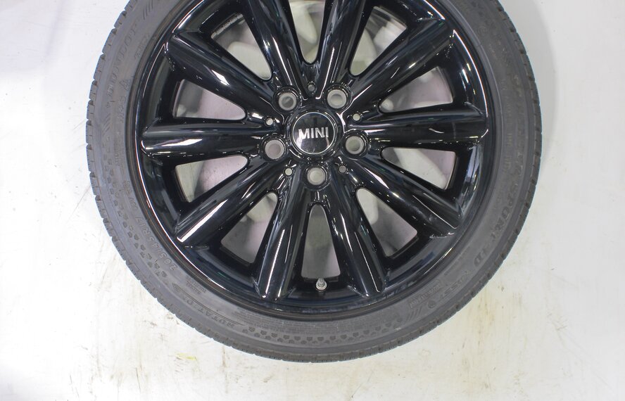 Mini Mini Cooper / S / One / Convertible F55 F56 F57 499 17 inch Dunlop Runflat Winter tires Original