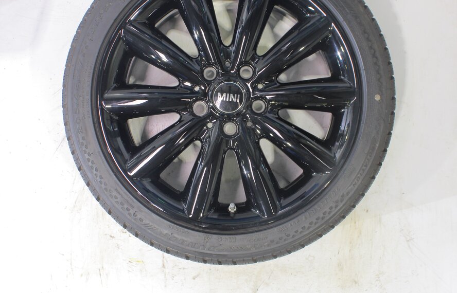 Mini Mini Cooper / S / One / Convertible F55 F56 F57 499 17 inch Dunlop Runflat Winter tires Original