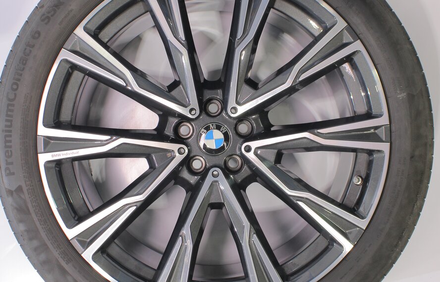 BMW BMW X7 G07 758i 22 inch Continental Runflat Summer Tires Original