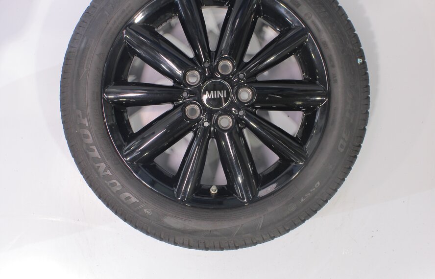 Mini Mini Cooper / S / One / Convertible F55 F56 F57 508 16 inch Dunlop Runflat Winter tires Original