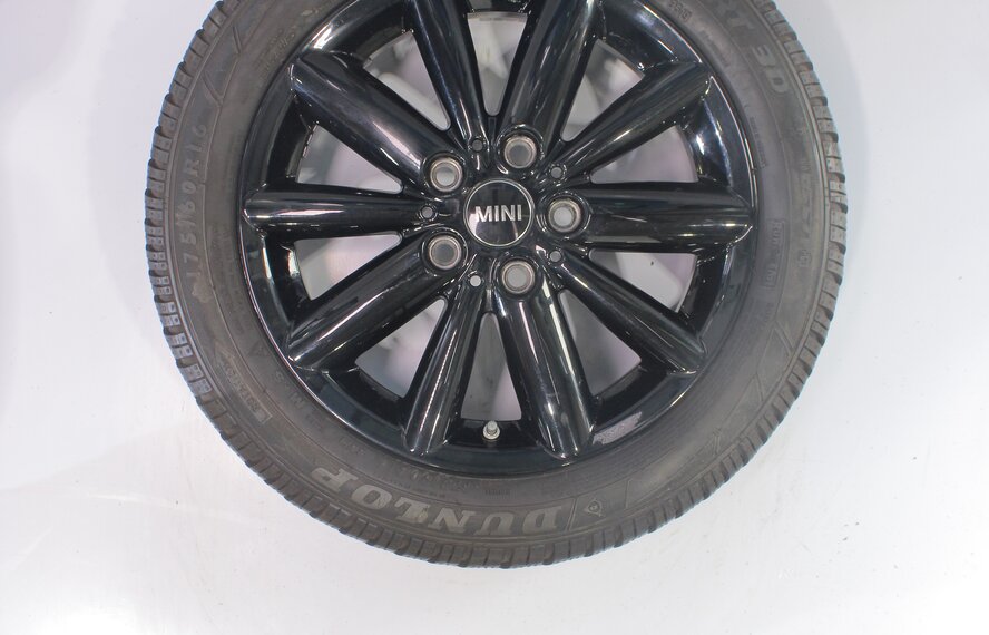 Mini Mini Cooper / S / One / Convertible F55 F56 F57 508 16 inch Dunlop Runflat Winter tires Original