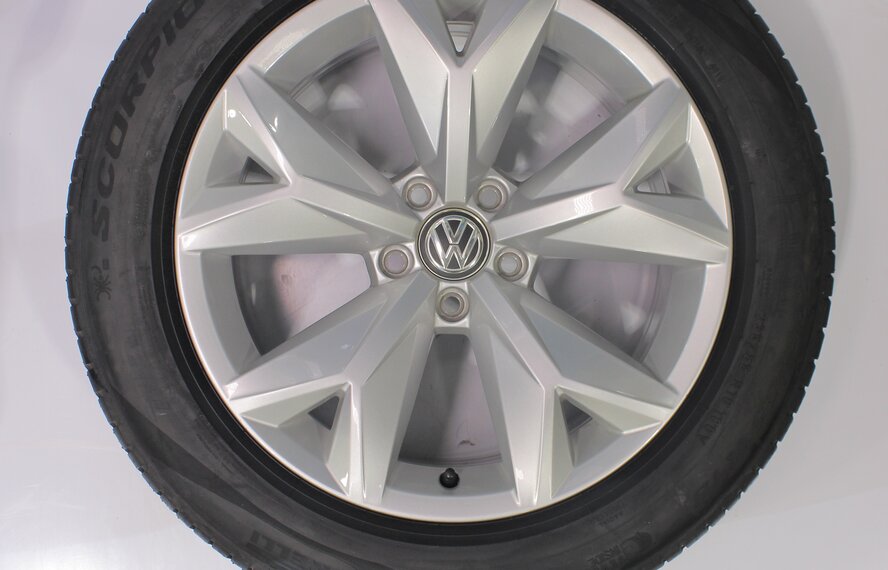 Volkswagen Volkswagen Tiguan II 18 inch Pirelli Summer Tires Original