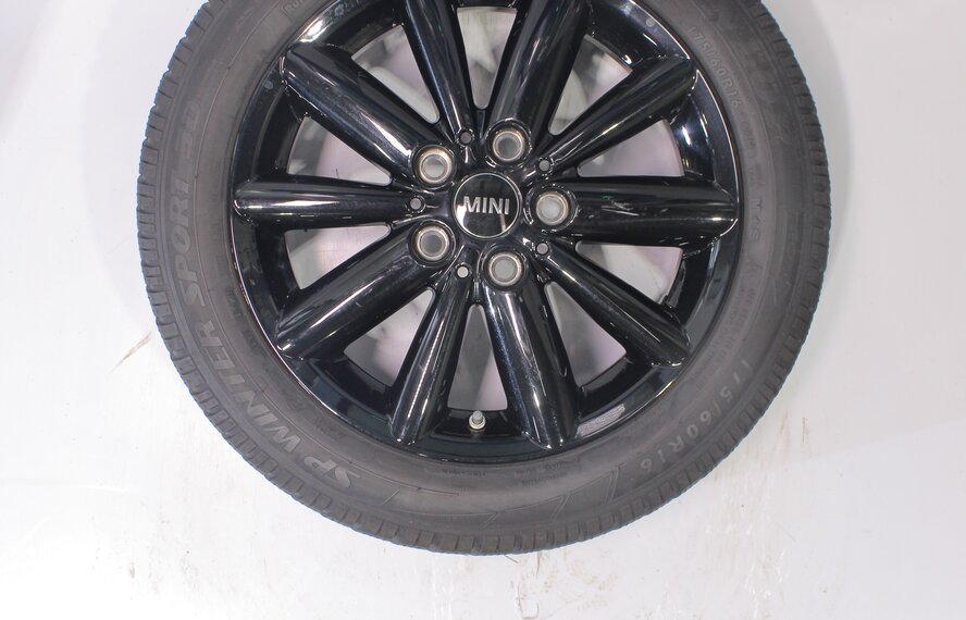 Mini Mini Cooper / S / One / Convertible F55 F56 F57 508 16 inch Dunlop Runflat Winter tires Original