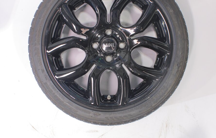 Mini Mini R50 R52 R53 R55 R56 Clubman Cooper 17 inch Bridgestone Runflat Winter tires Original