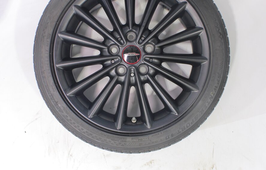 Mini Mini Cooper / S / One / Convertible F55 F56 F57 505 17 inch Dunlop Runflat Winter tires Original