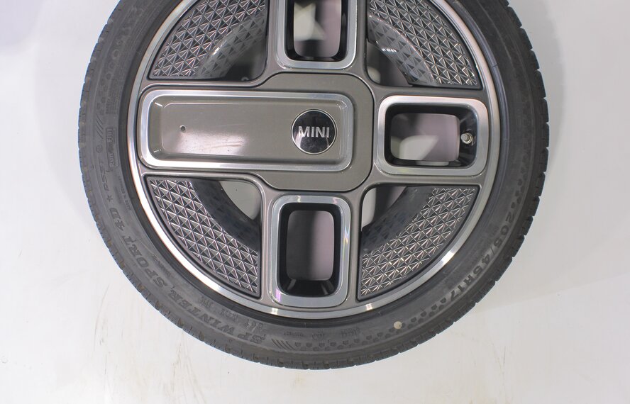 Mini Mini Cooper / S / One / Convertible F55 F56 F57 737 17 inch rims Dunlop Winter tires Original