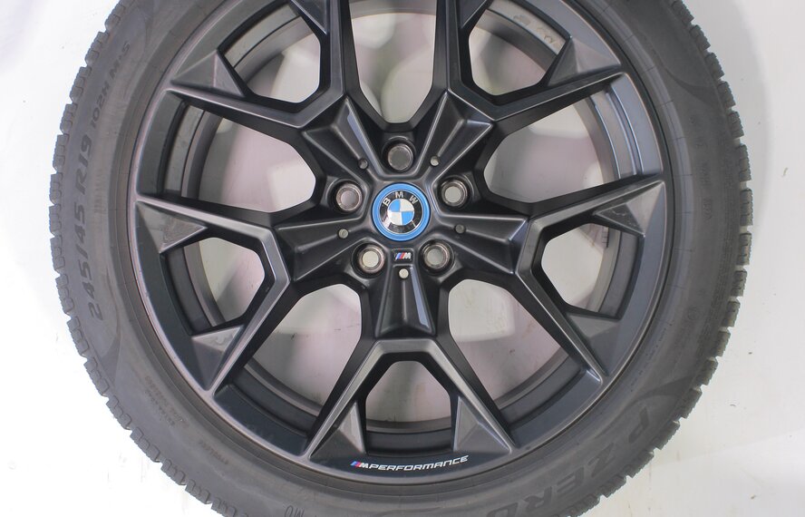 BMW BMW 5 series i5 G60 G61 942M 19 inch rims Pirelli Winter tires Original