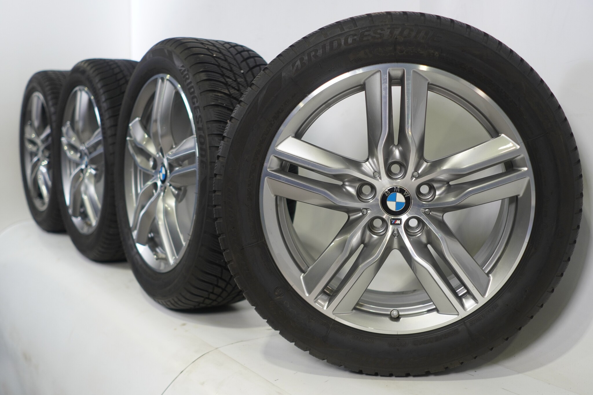 BMW X1 F48 X2 F39 570M 18 inch rims Bridgestone Runflat Winter