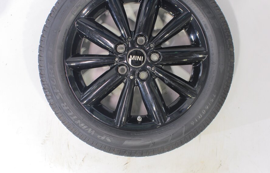 Mini Mini Cooper / S / One / Convertible F55 F56 F57 508 16 inch rims Dunlop Runflat Winter tires Original