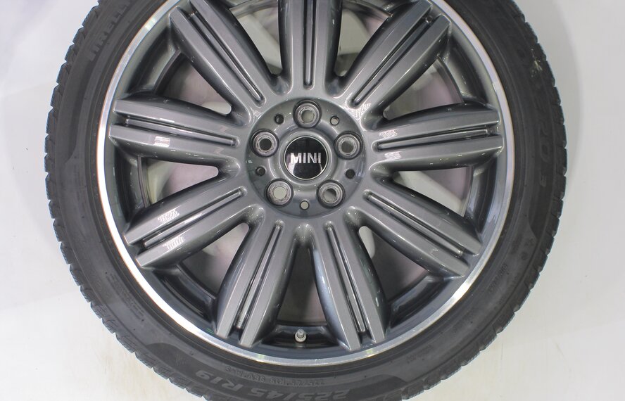 Mini Mini Countryman F60 524 19 inch wheels Pirelli Runflat Winter Tires Original