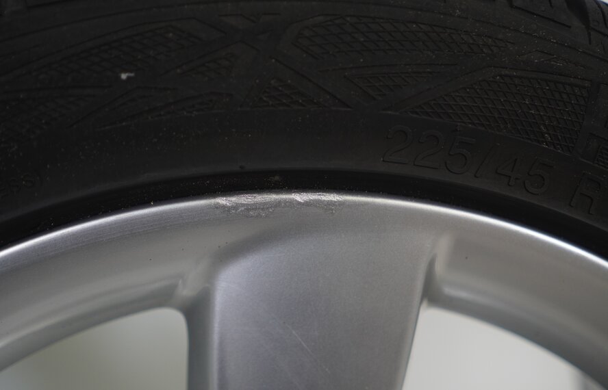 Audi Audi A6 4G C7 17 inch rims Vredestein Winter tires Original