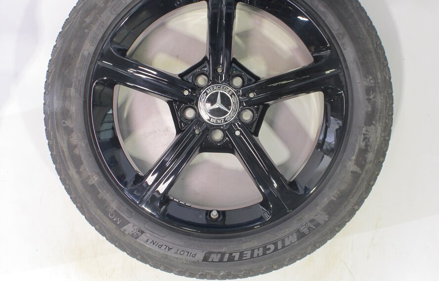 Mercedes Mercedes A B CLA Class W177 C118 W247 17 inch rims Michelin Winter tires Original
