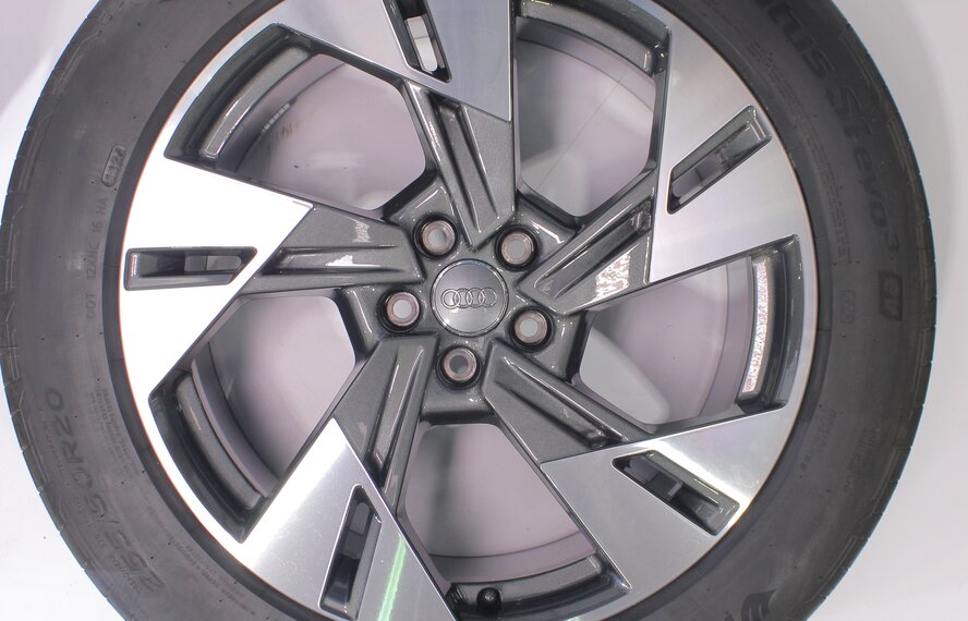 Audi Audi e-tron GE Q8 e-tron 20 inch wheels Hankook Summer Tires Original
