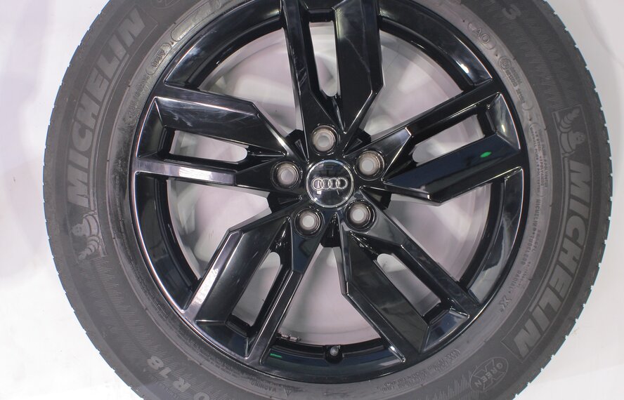 Audi Audi Q5 SQ5 80A 18 inch rims Michelin Summer Tires Original