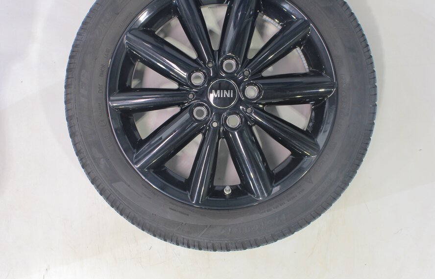 Mini Mini Cooper / S / One / Convertible F55 F56 F57 508 16 inch rims Dunlop Runflat Winter tires Original