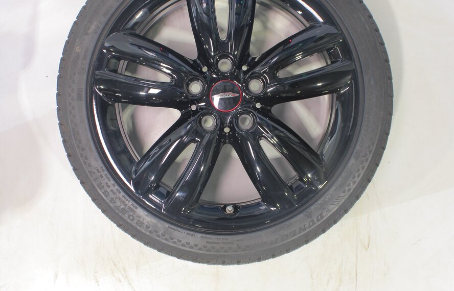 Mini Mini Cooper / S / One / Convertible F55 F56 F57 JCW501 17 inch rims Dunlop Runflat Winter tires Original