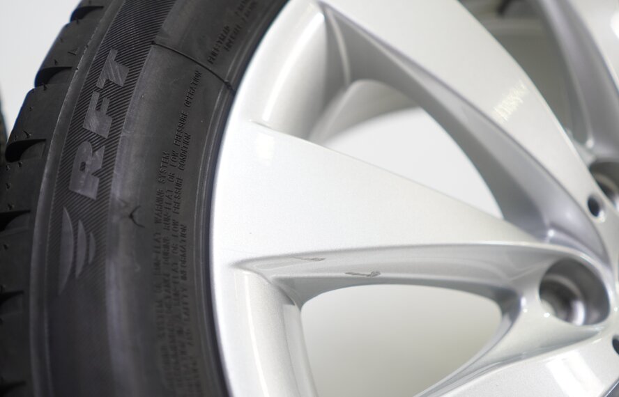 BMW BMW 3 4 series F30 F31 F32 F33 F36 413 17 inch rims Bridgestone Runflat Winter tires Original