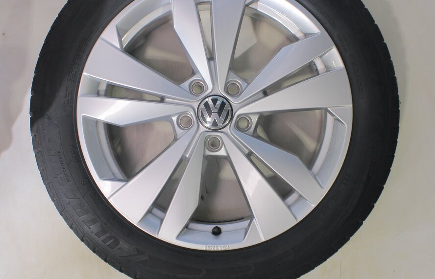 Volkswagen Volkswagen ID3 Loen 18 inch rims Goodyear Winter tires Original