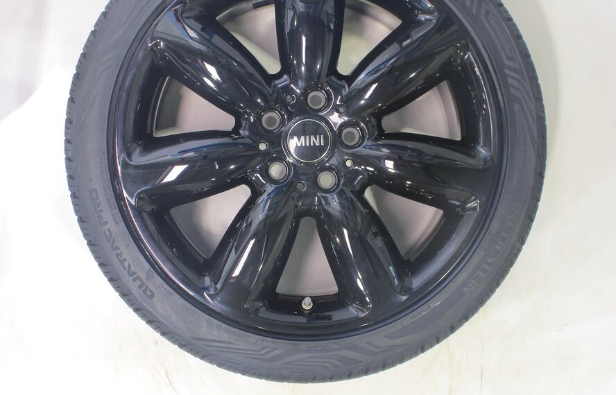 Mini Mini Clubman F54 521 18 inch rims Vredestein All-Season (4 seasons) New Original
