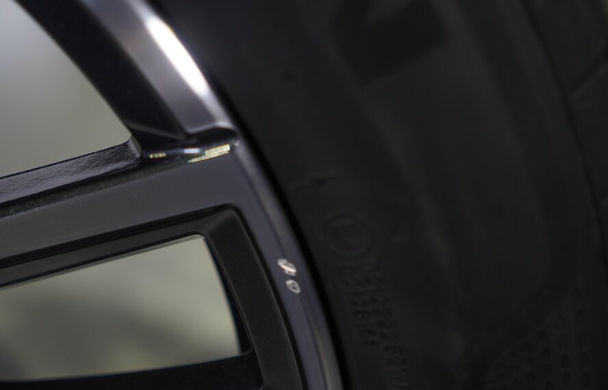 BMW BMW X1 iX1 U11 BEV X2 iX2 U10 838M 18 inch rims Nexen Summer Tires Original